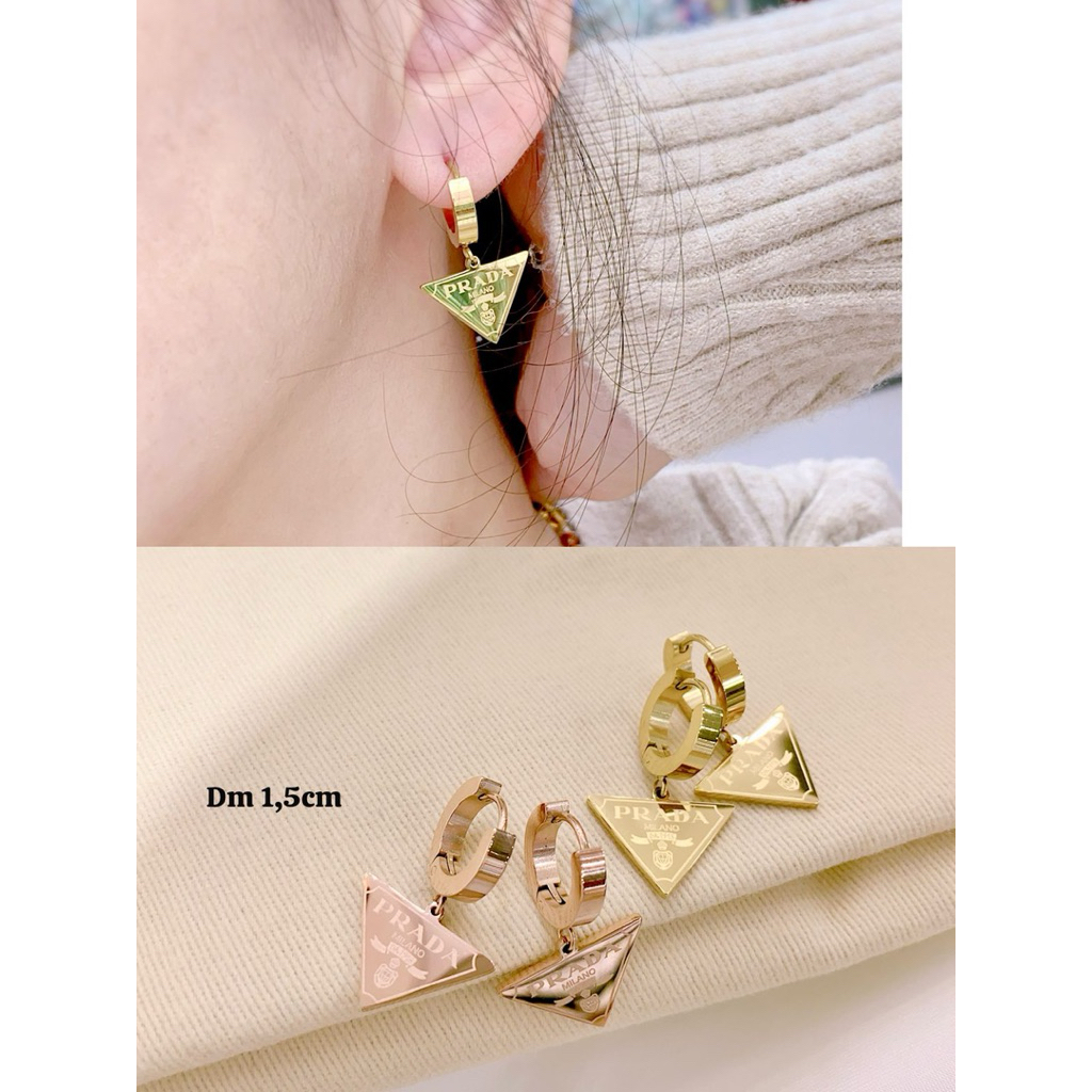 Anting Titanium anti karat / Anting gantung segitiga