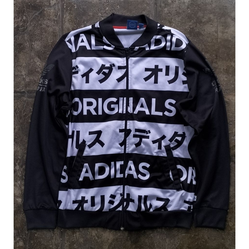 Tracktop Adidas Typo Monogram Japan