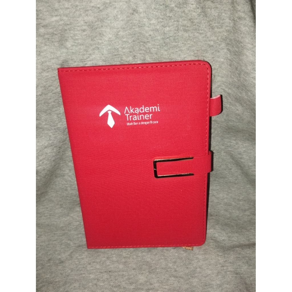 

Custom Perlengkapan Training