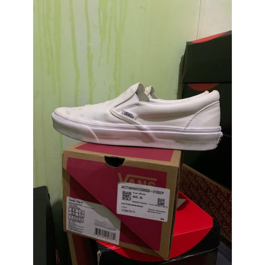 VANS SLIP ON CHEKERBORD SECOND RESMI PT NAVYA RITAIL ALL SIZE 40.5