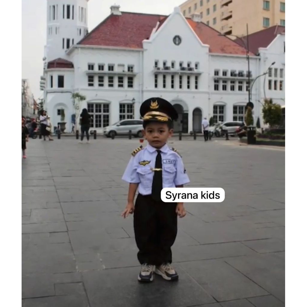Baju provesi pilot anak laki laki