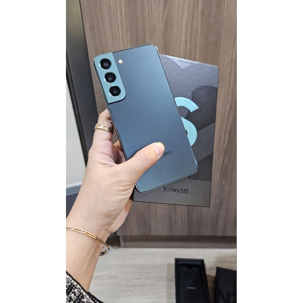 Samsung S22, 8/256, Fullset, sein, seken