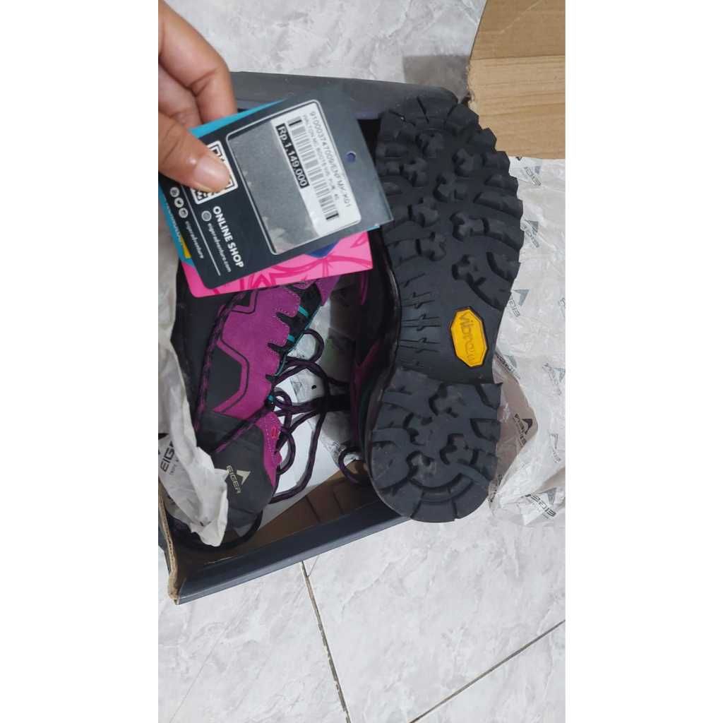 [SECOND] SEPATU EIGER WOMEN SERIES SIZE 40