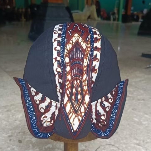 Blangkon Alusan super premium Mataram Jogja, Terompah Nabi, lipat, cuci, full jahitan, tanpa kertas.