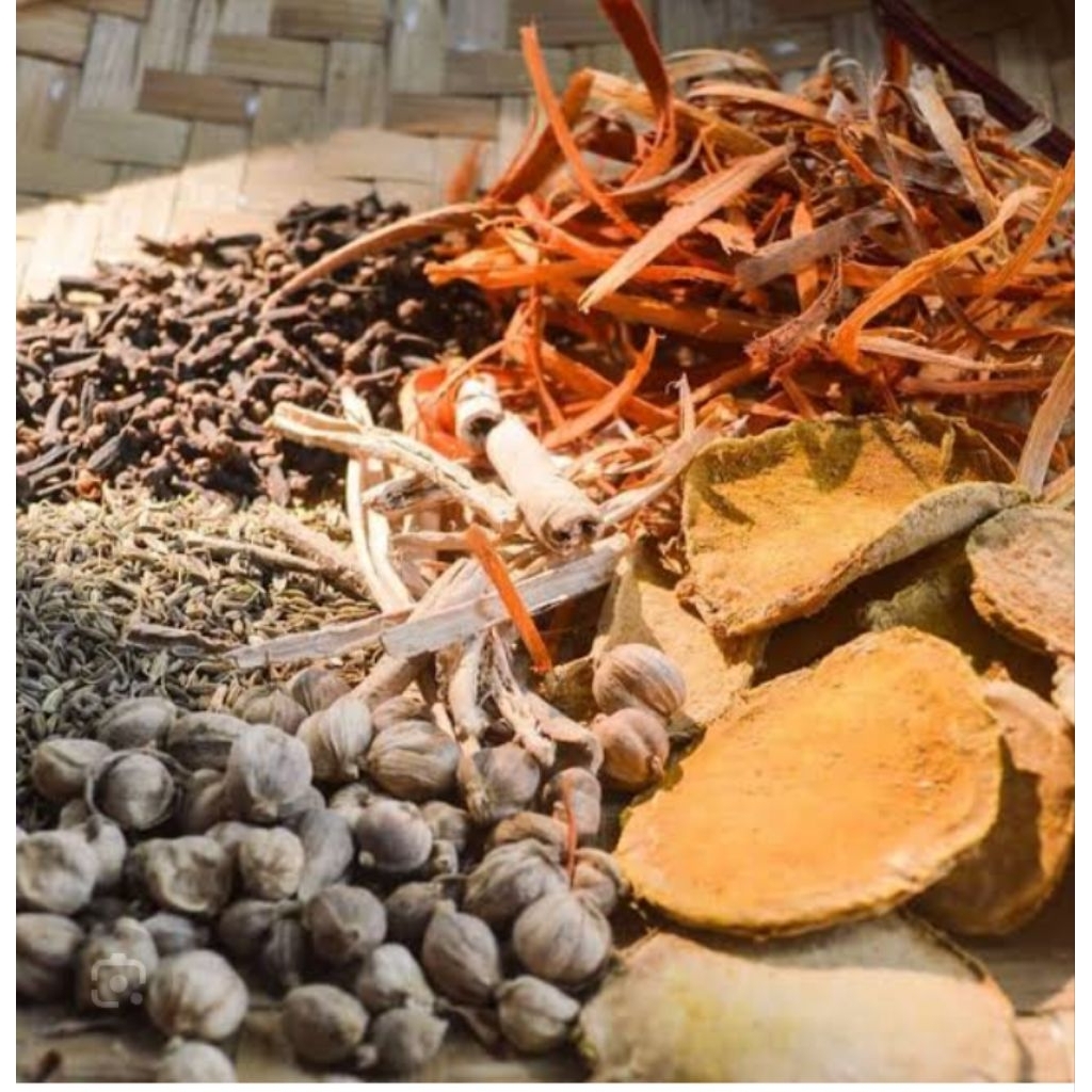 

MINUMAN herbal U IBU MELAHIRKAN lengkap / mengatasi masalah ibu dan anak/kering / 200gr