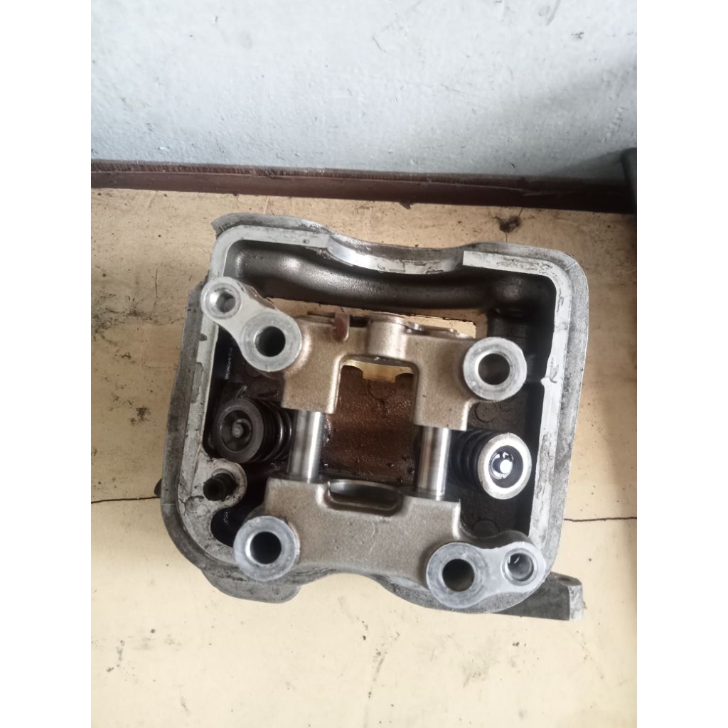 blok head skywave, Hayate isi klep