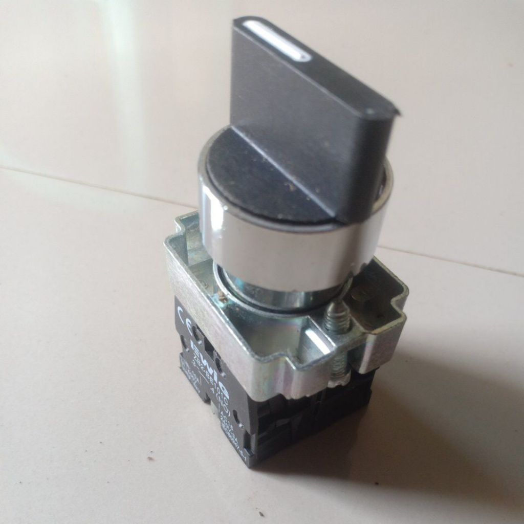 selector switch ZB2-BE101C 22mm 3 - 4 ( NO )