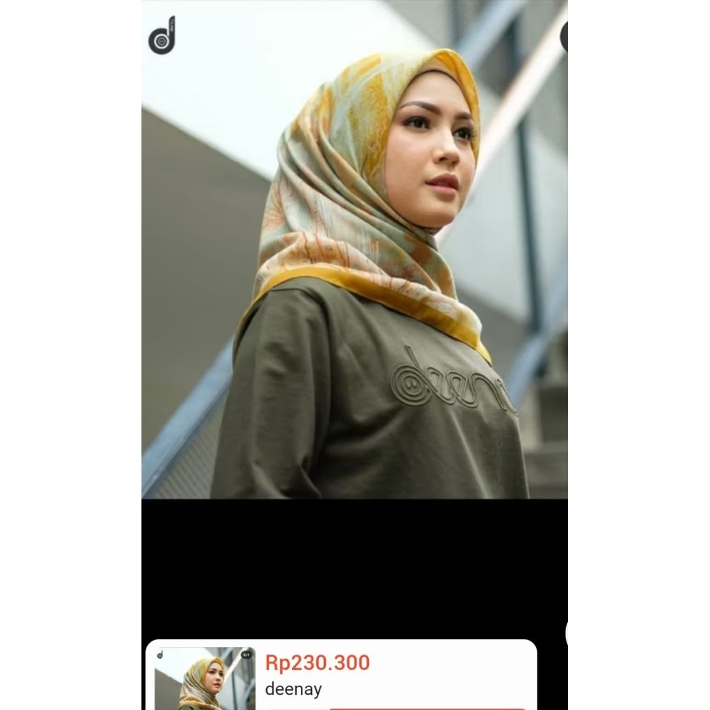 Preloved Pl Deenay Scarves ,, Deenay Signature Acalypha,, Deenay Motip Original..