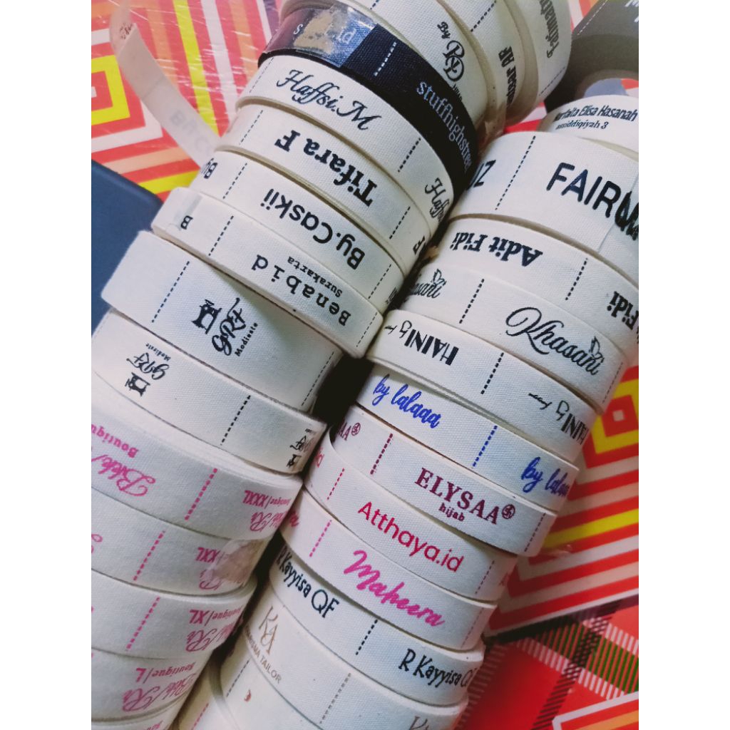 

BOSS LABEL MURAH/Label hijab/label brand/label baju/label merek/Label katun cream