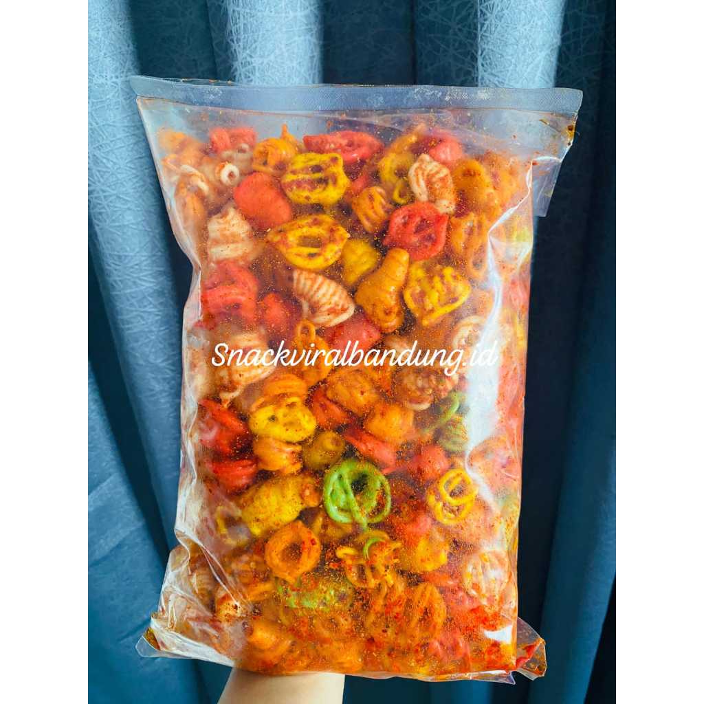 

seblak kerupuk gelung/sebring kerupuk gelung pedas daun jeruk 1kg