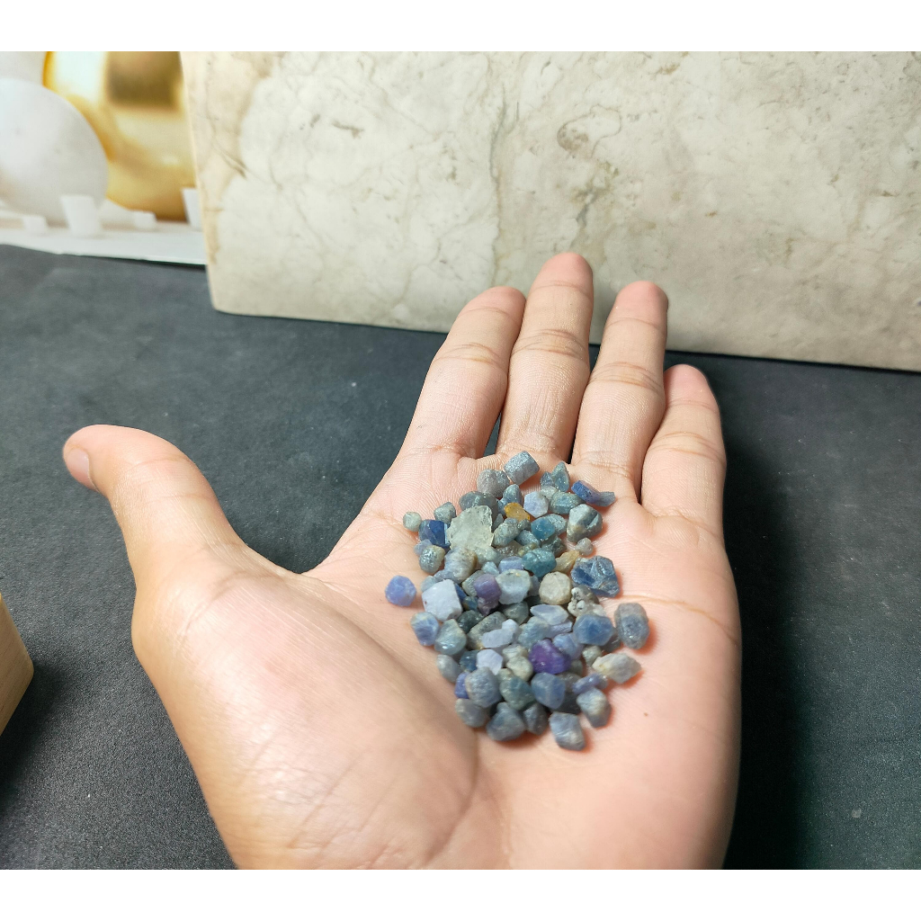 Natural Blue Sapphire rough (9)