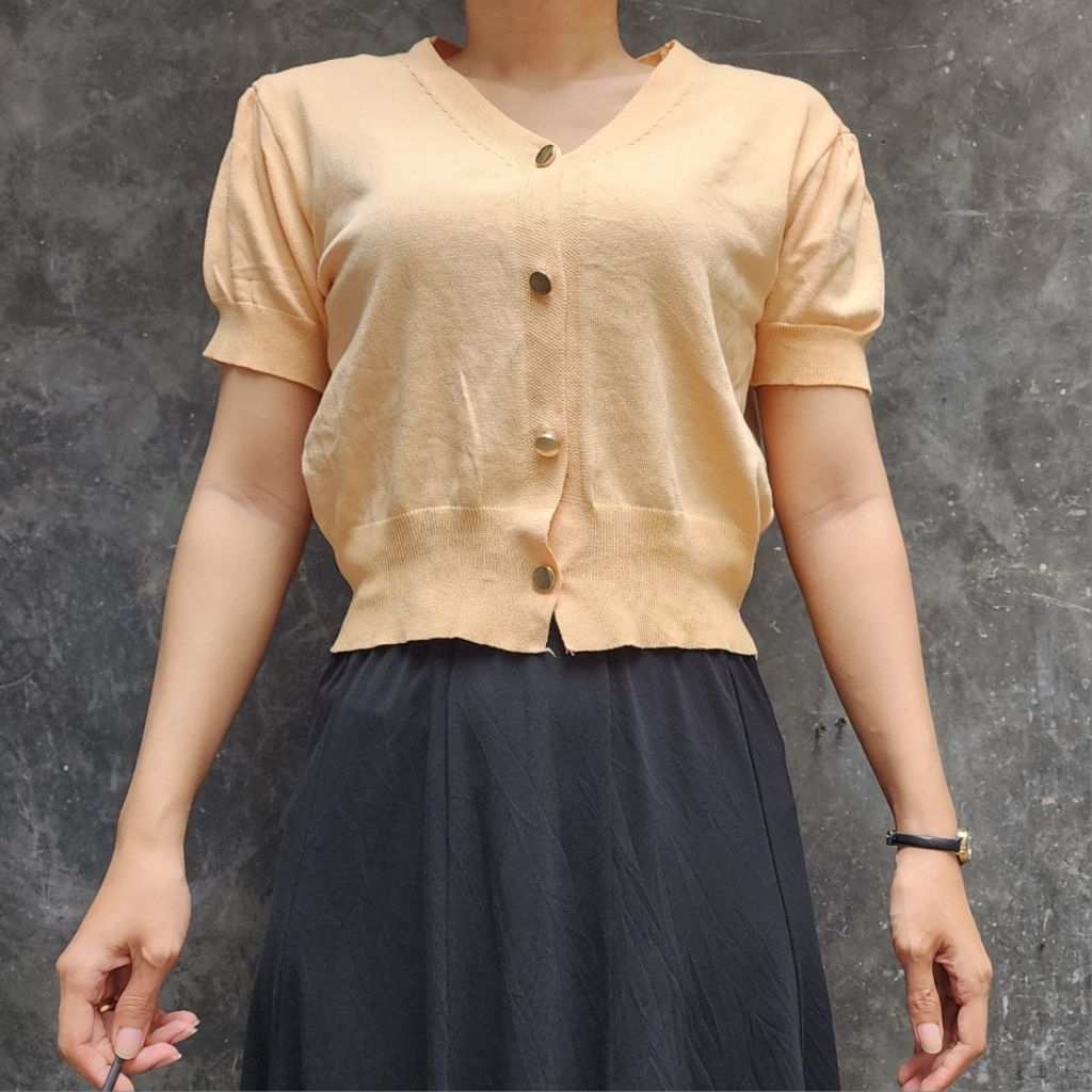 Preloved OR6 Tankus cardigan orange soft pastel rajut size kecil S lengan tangan pendek balon leher 