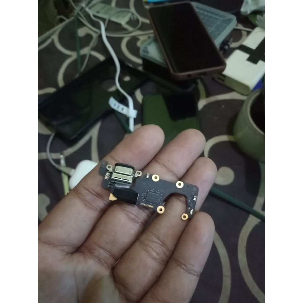 flexible charger razer phone 2