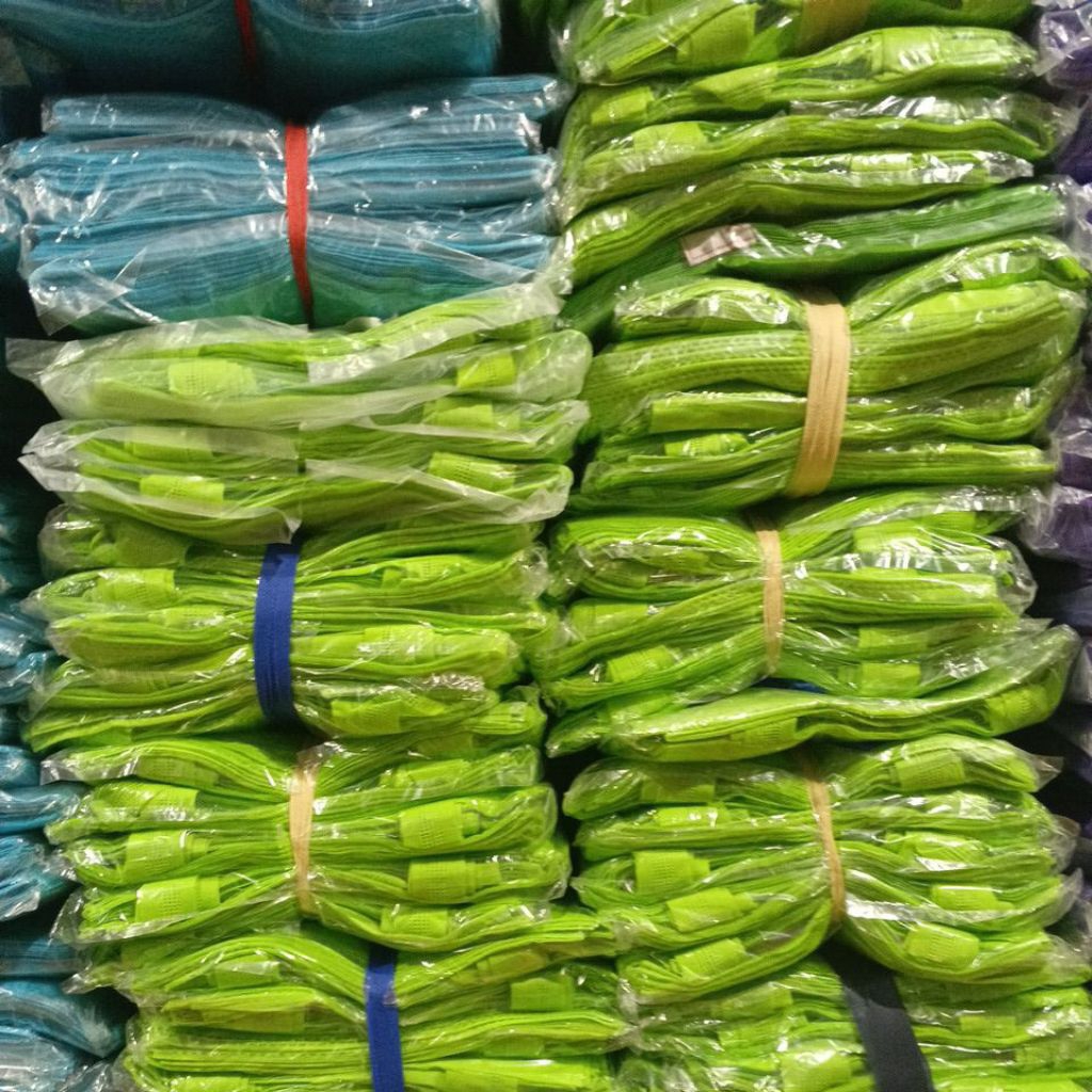 

Paket Hemat Hls Box dus 22x22 Isi (100 PCS)