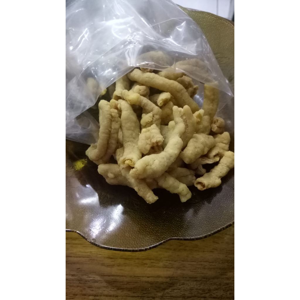 

keripik Usus ayam gurih dan renyah 200 grm