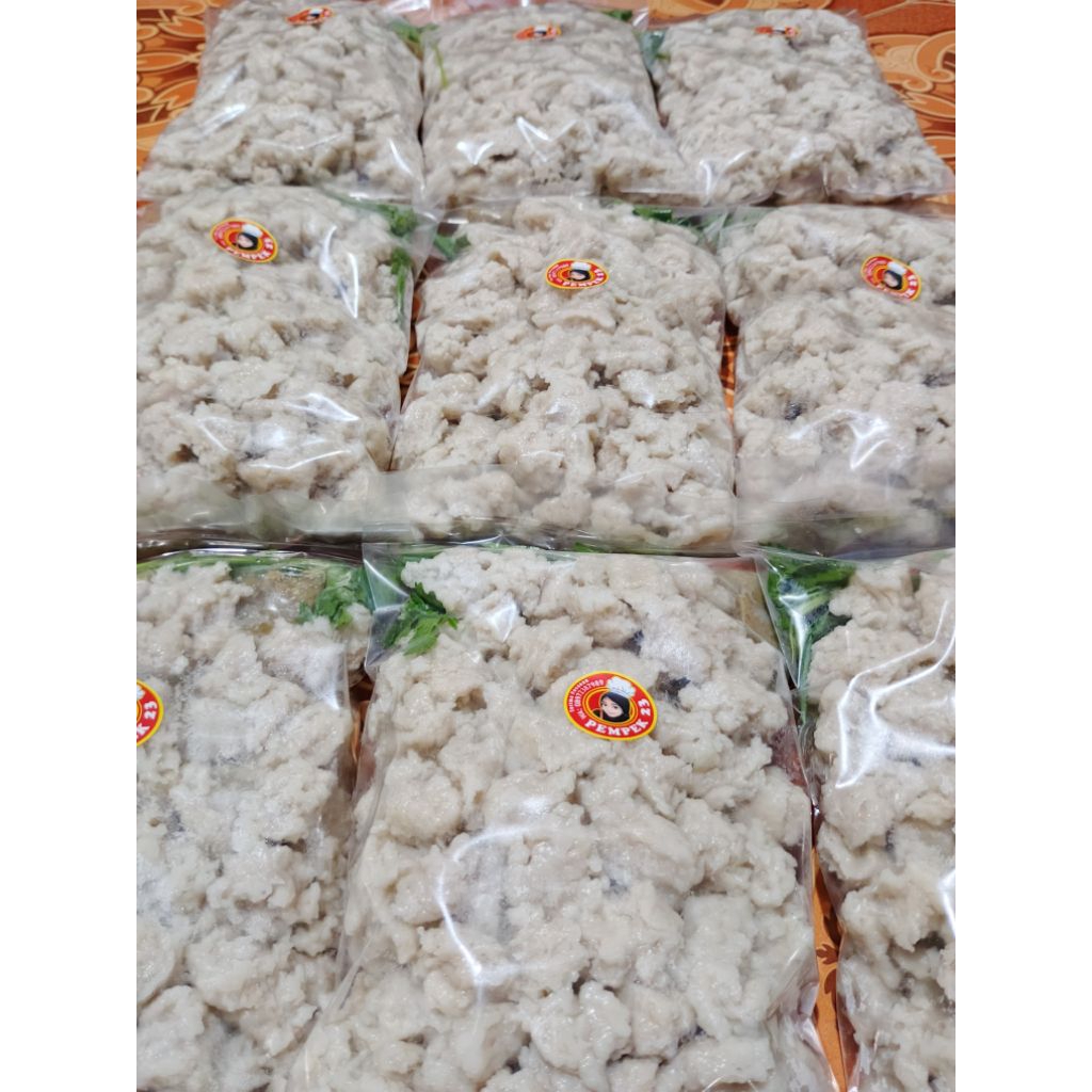 

Pentol Tekwan Ikan (Frozen) + Bumbu Kuah Kemasan 1Kg