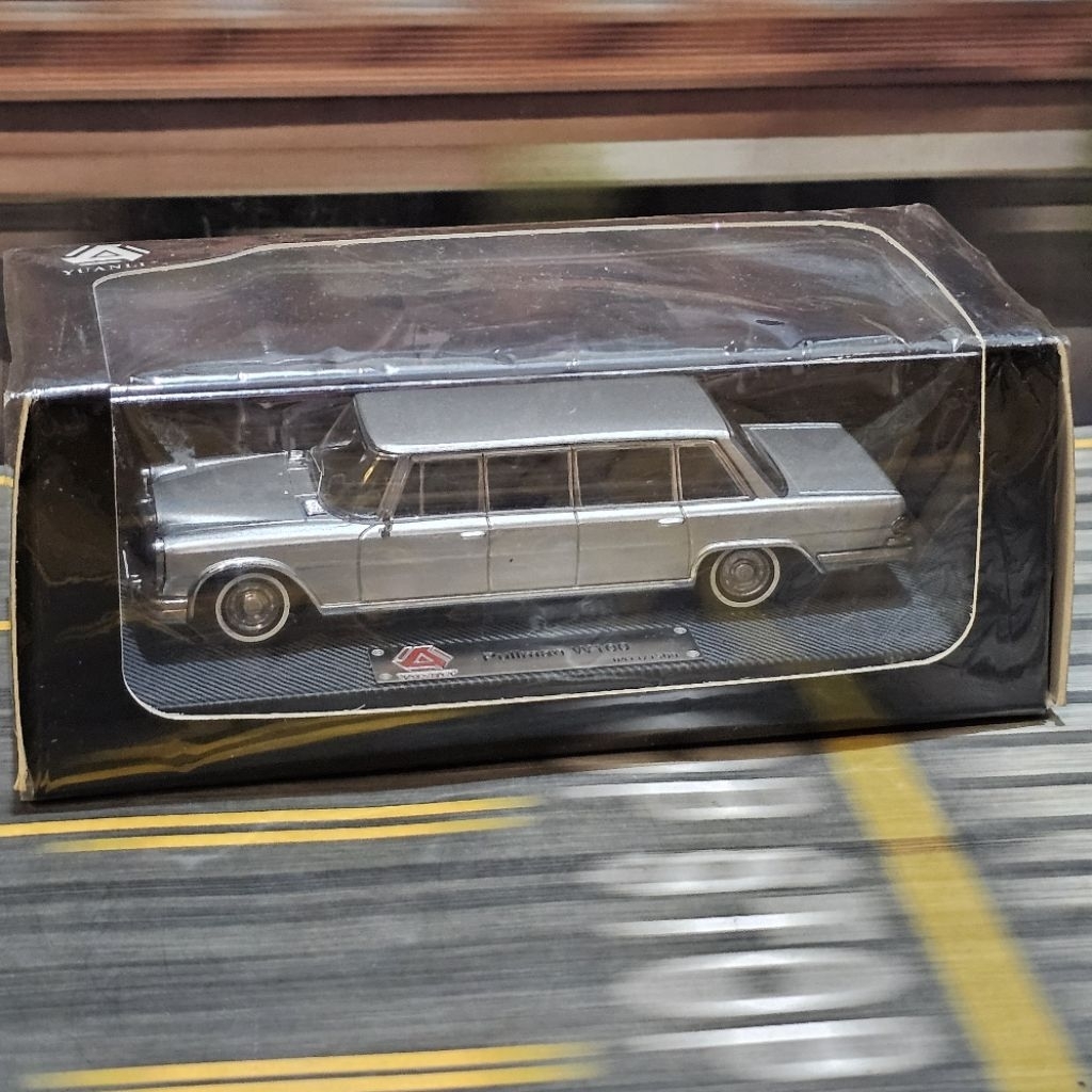 yuanli mercedes benz pullman w100 limousine silver 1/64 mini scale tpc gcd 600 w124 classic 4 door