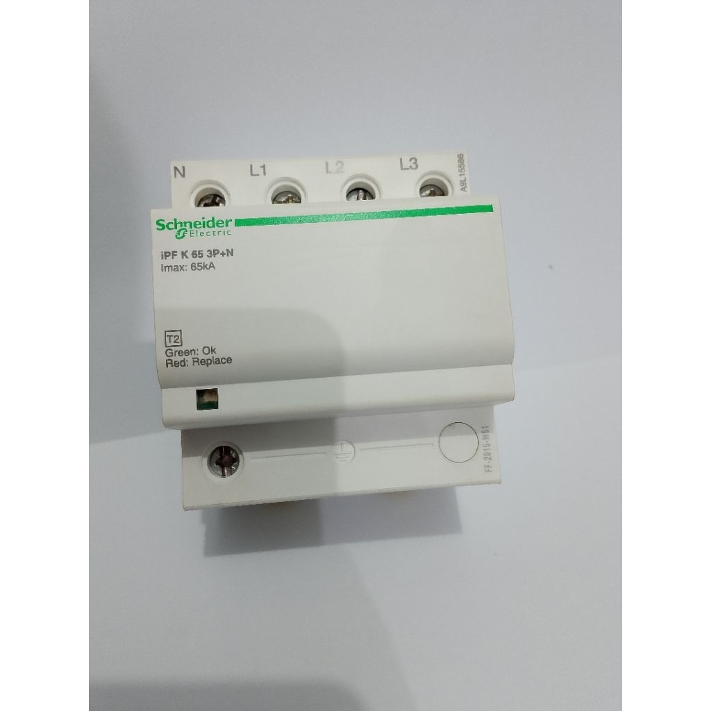 Surger Arrester Schneider iPF K 65 3p+N