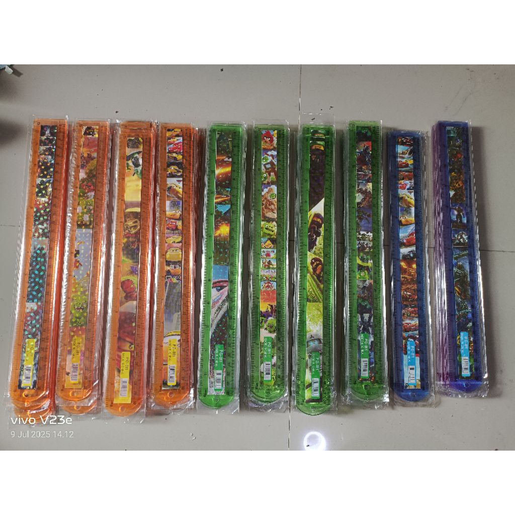 

penggaris 30 cm motif cowok satuan