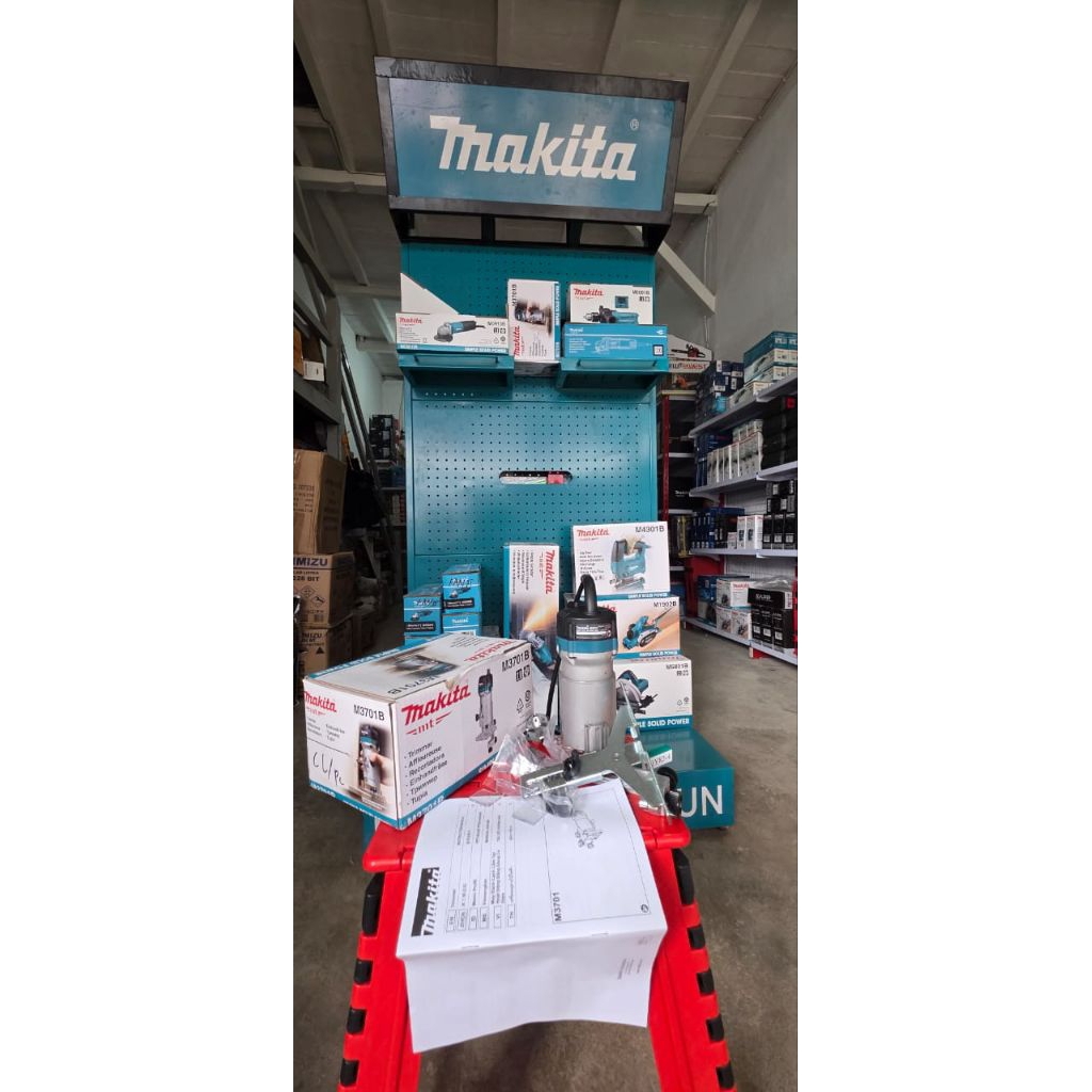 MESIN ROUTER MAKITA