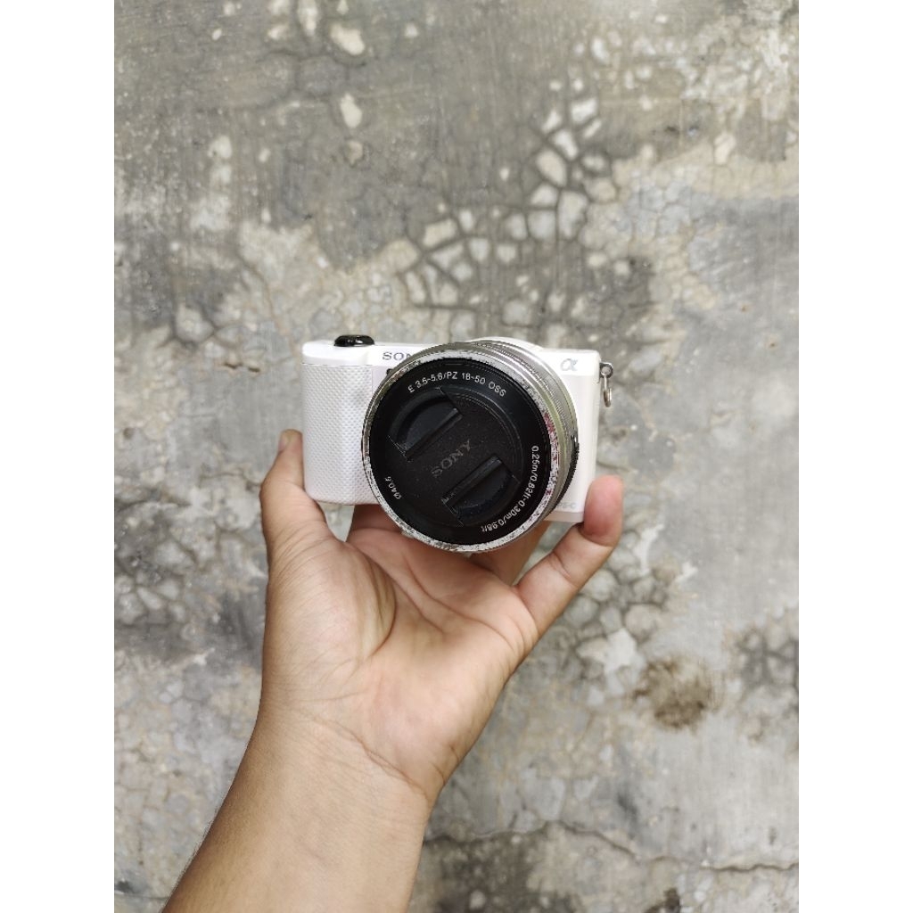 Sony a5000 putih body kit fullset box