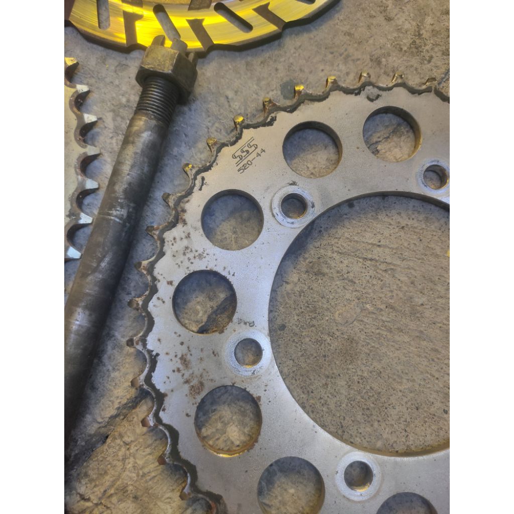 gear belakang sss ninja 250fi/z250/ninja 250 karbu