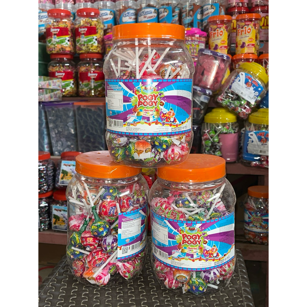 

POGY POGY Assortrd LOLLIPOPS Paling Asik Paling Nikmat 240g/60 Pcs per toples