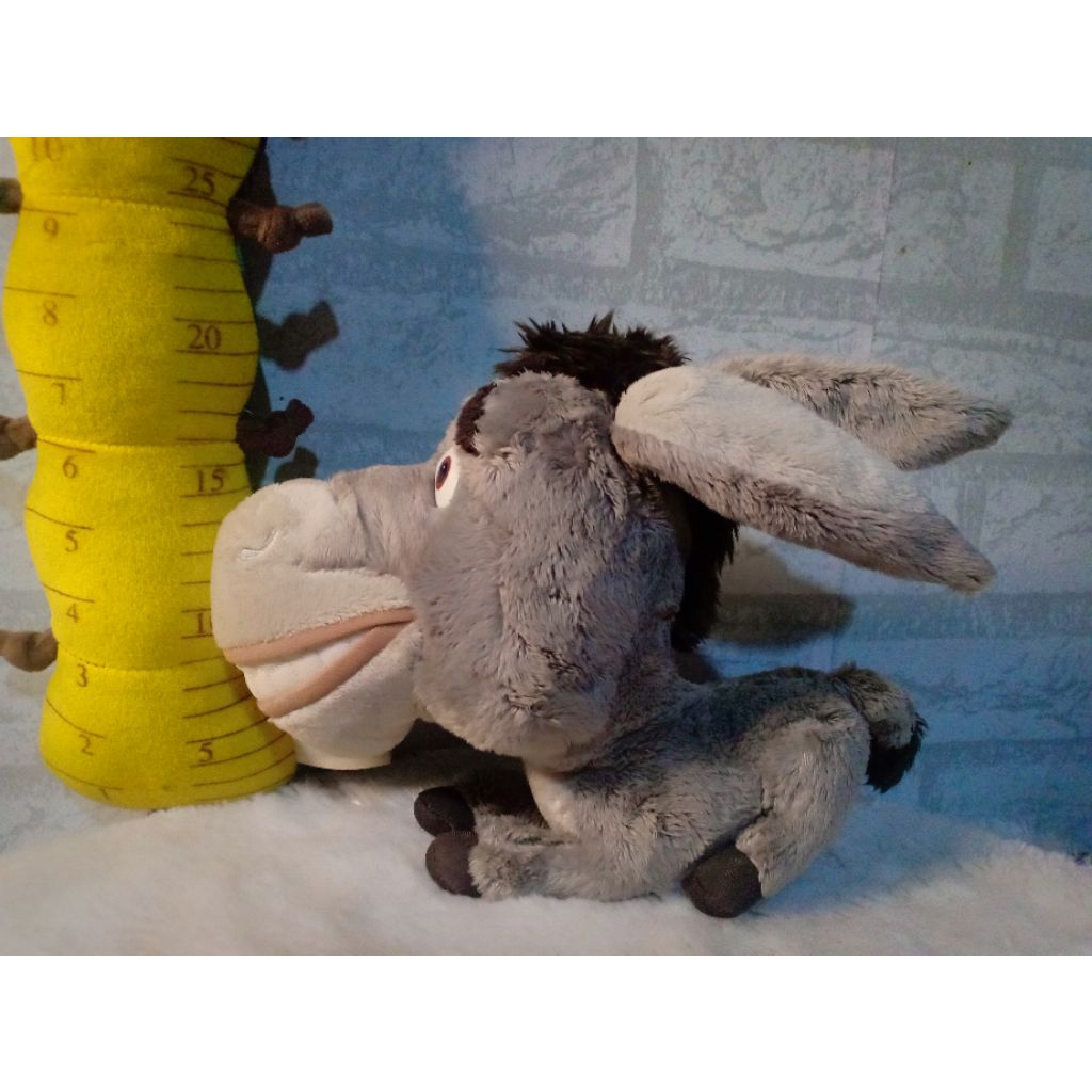 boneka keledai dari Shrek