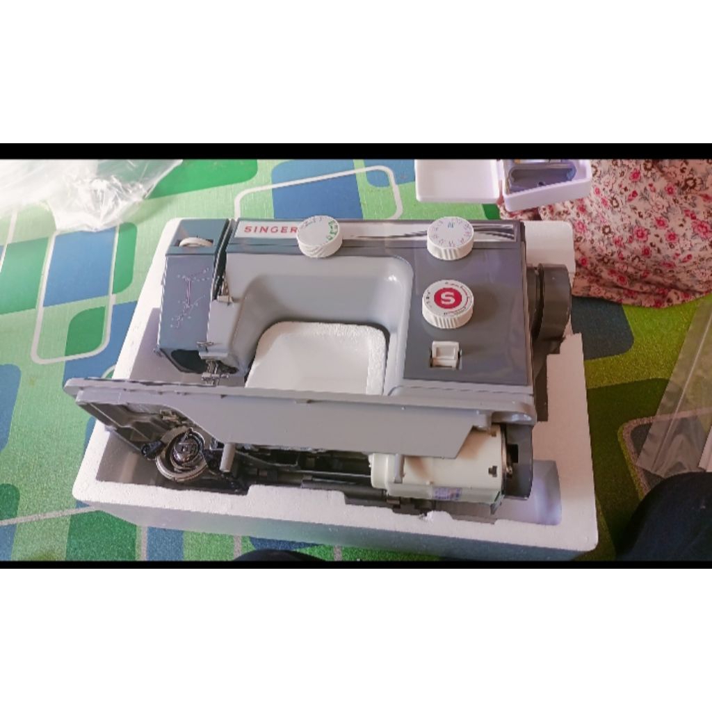 Mesin Jahit SINGER 984 / + Meja Papan Lubang dan Kaki Meja Lengkap