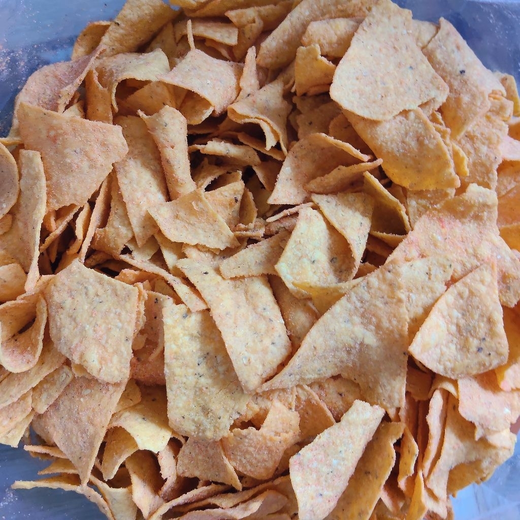 

happy tos / tortilla chips rasa barbeque / balado 250 gram