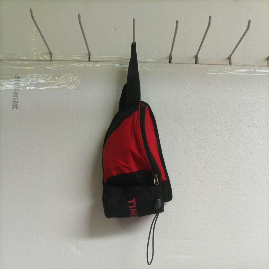 

Timex waist bag-alas-16cm-tinggi-28cm-preloved