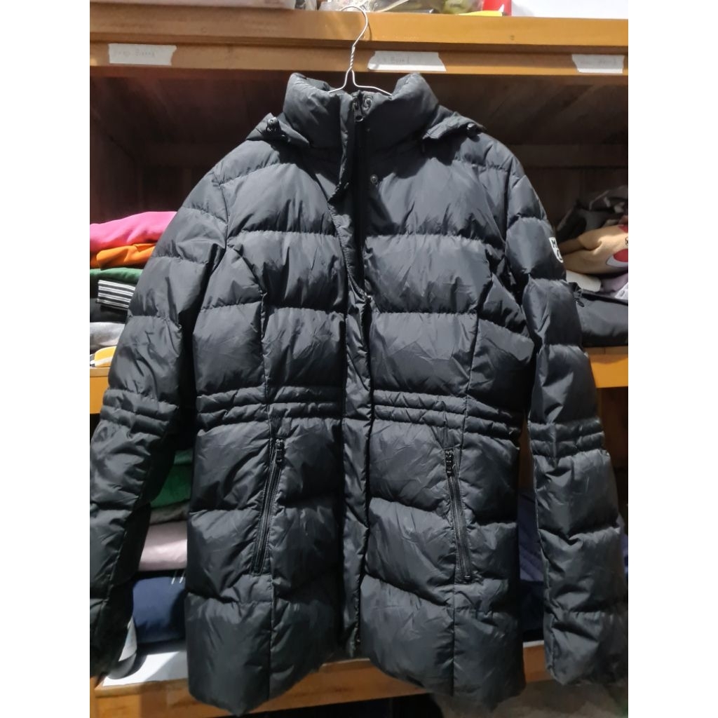 jaket bulang brand second,jaket bulang brand preloved