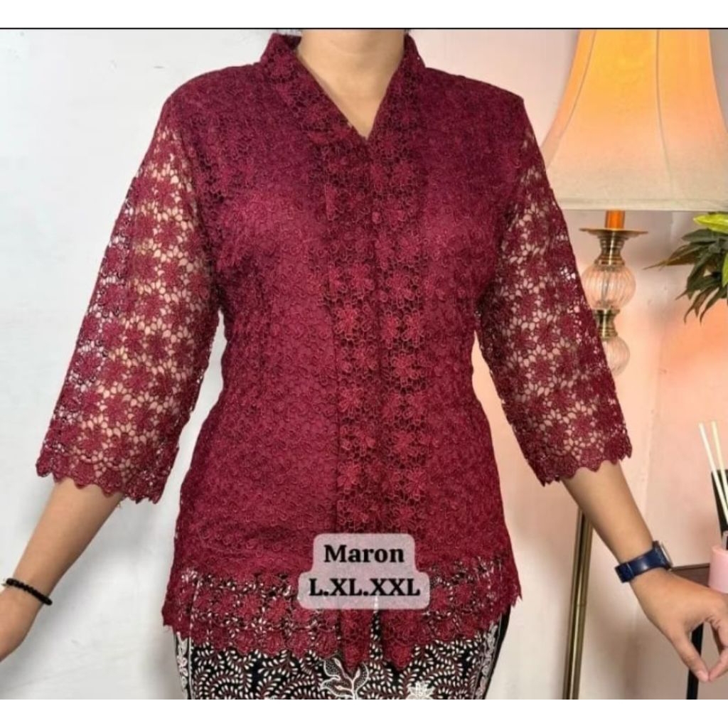 Blus Brokat Hoki Premium