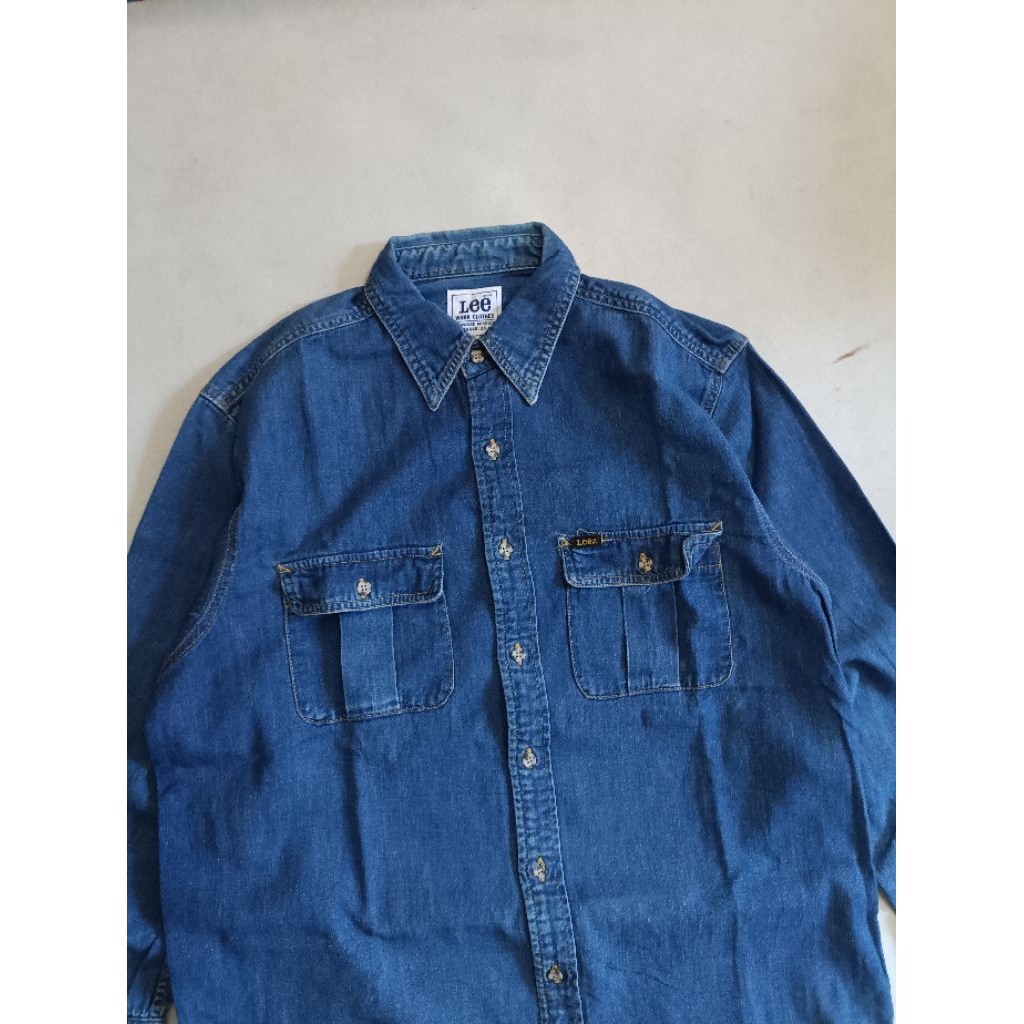 Kemeja Denim Lee