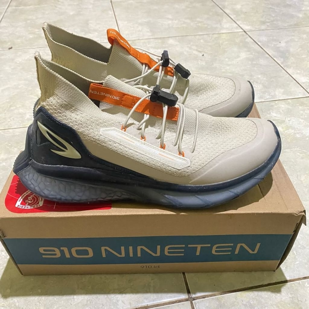 Sepatu 910 Nineten Yuka Ace