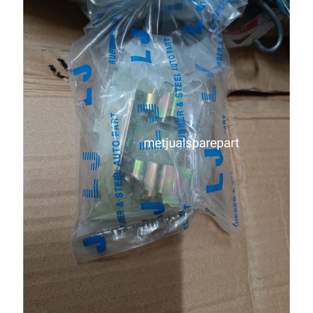 PLAT KIT KAMPAS REM BREKET BRAKE PAD PLAT KANCING KAMPAS REM DEPAN ISUZU PANTHER