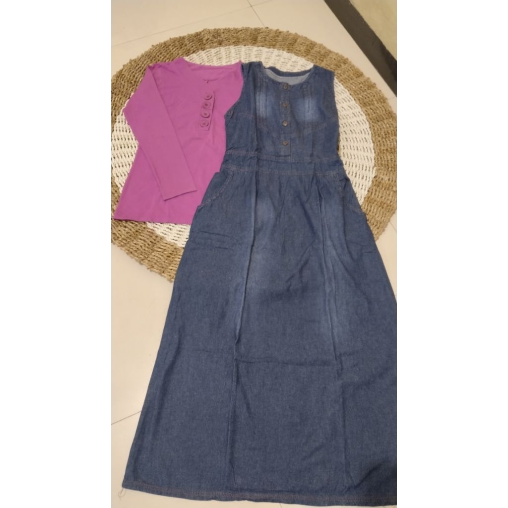 Overall Jeans + Kaos Lengan Panjang