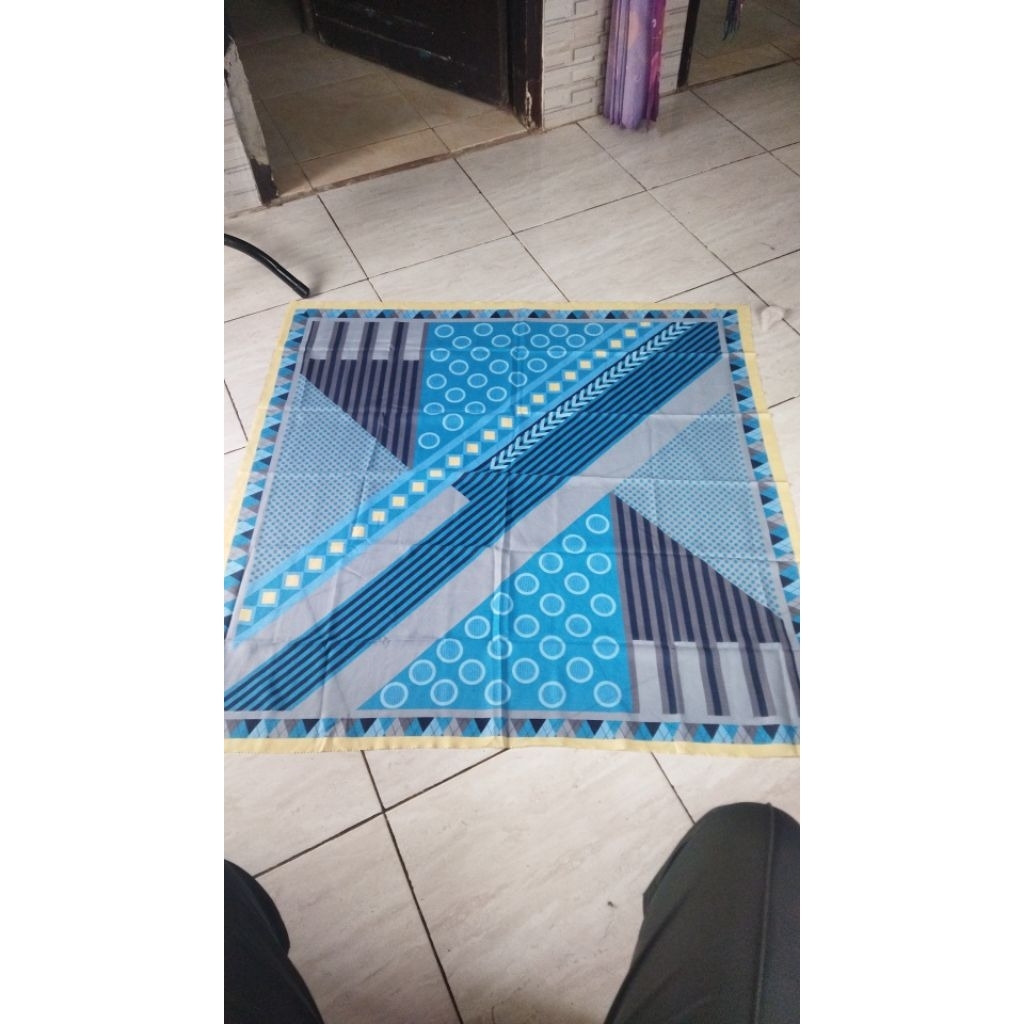 set gamis cringkle dan hijab segi empat