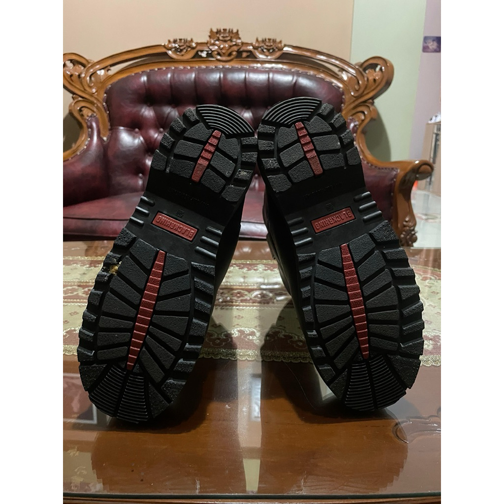 SAFETY SHOES BLACK RHINO BRE 0801