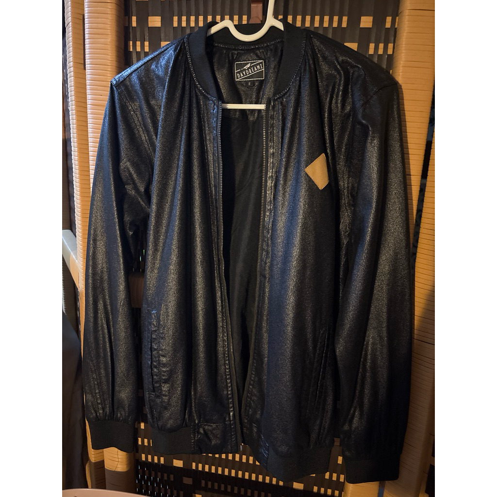 Glossy Black Jacket Preloved