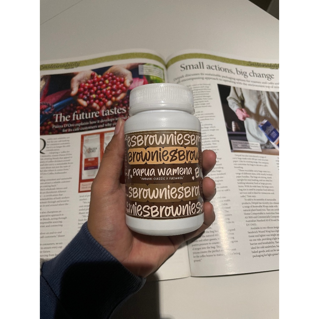 

Biji Kopi Arabika Papua Wamena Natural X Fullwash Infused Brownies Roasted Beans Specialty Coffee