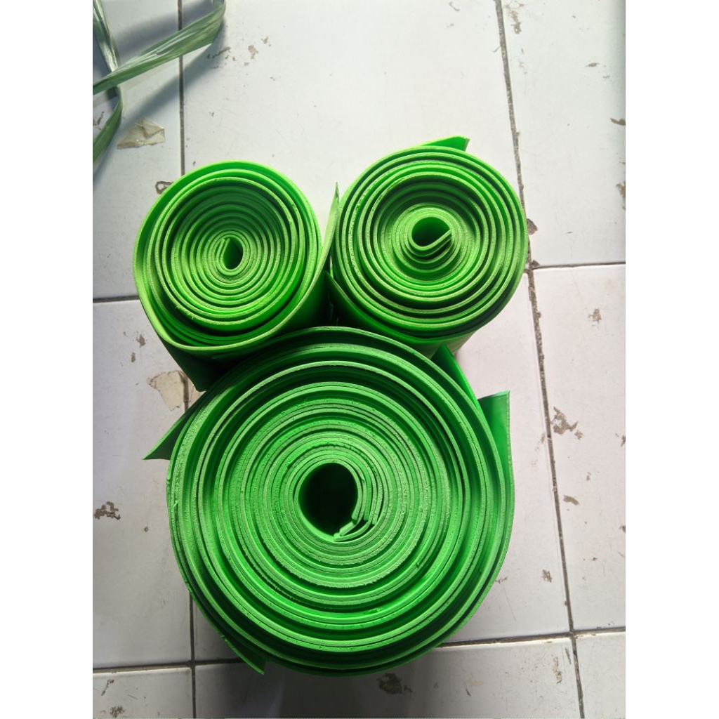 SPON EVA BUSA ATI TEBAL 8mm 30cm x 200cm SPON EVA BUSA SPON EVA LEMBARAN FOAM ART