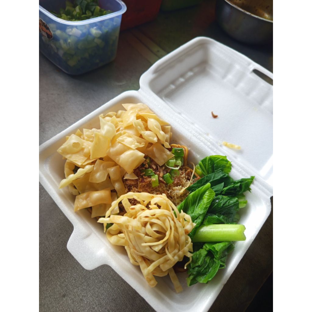 

mie jebew mang epul Mie Pedas Mie Chili OiL Super