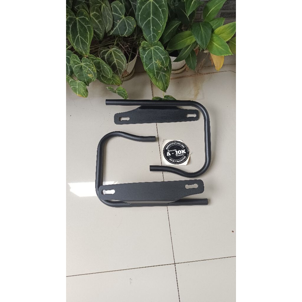 BRACET TAS SAMPING QJ MOTOR SRV 250