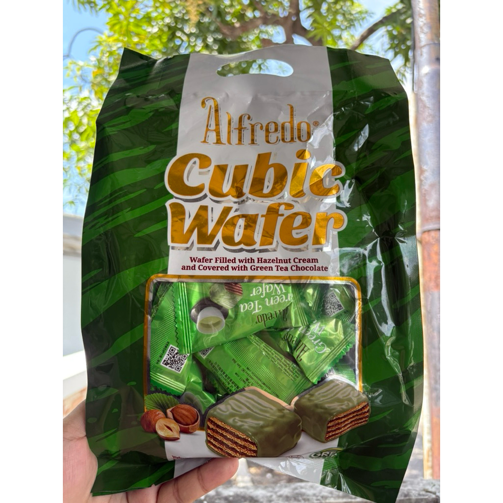 

Eceran/Satuan Alfredo Coklat Wafer Durian/Green Tea