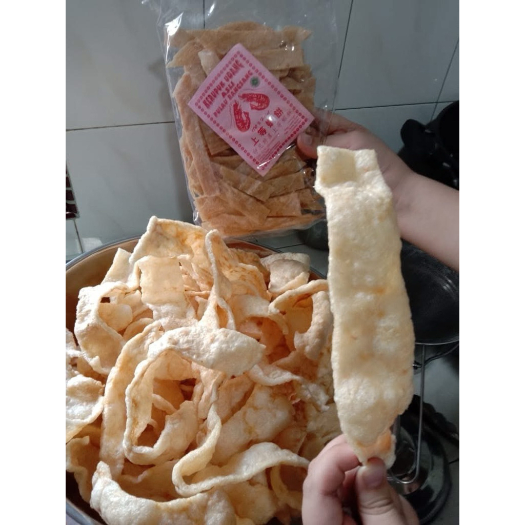 

Kerupuk Udang asli pulau Rangsang 100% Halal berat 500gram