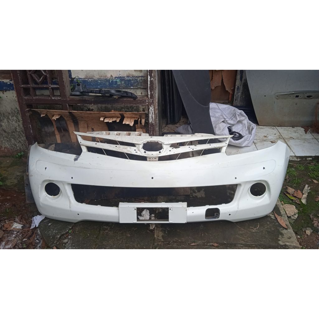 Bumper bemper depan Toyota avanza Daihatsu xenia 2012 2013 2014 2015 second original