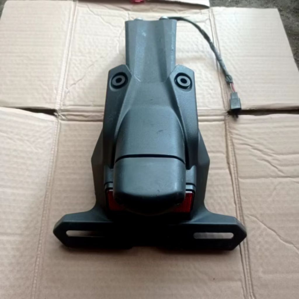 slebor spakbor fender belakang blakang ninja 250 fi mono sl original