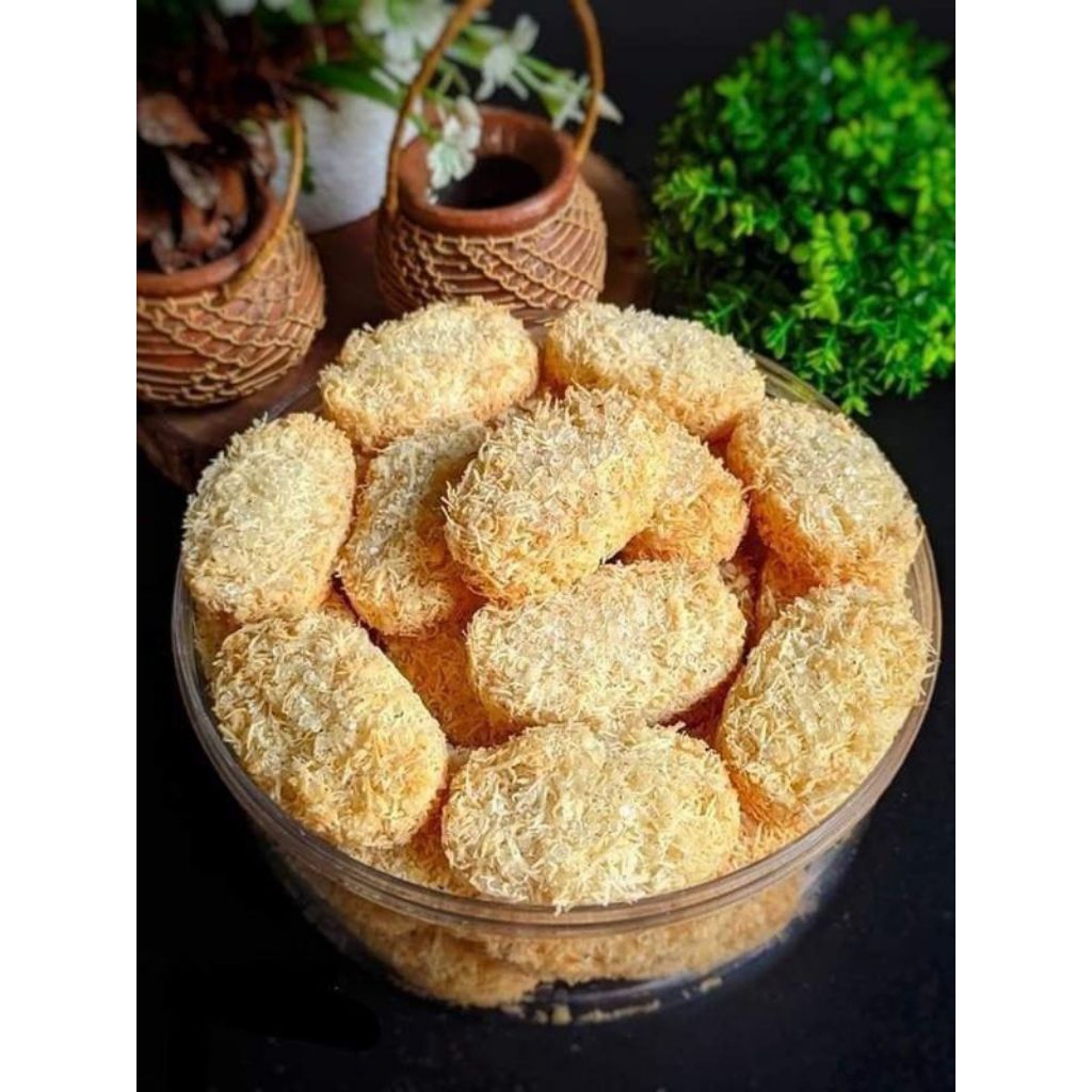 

Kue Sagon Kelapa Gurih Renyah Dipanggang