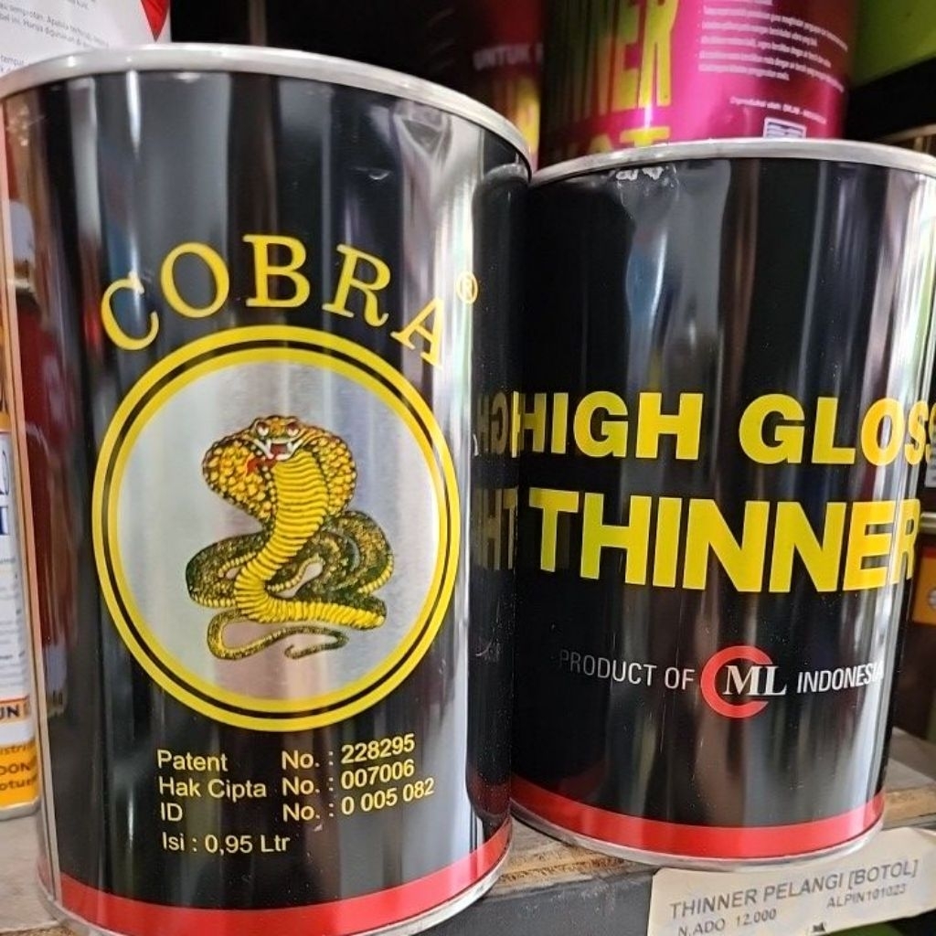 

Thinner Cobra Hitam / pengencer cat minyak ½ duco - duco / 0,9 liter